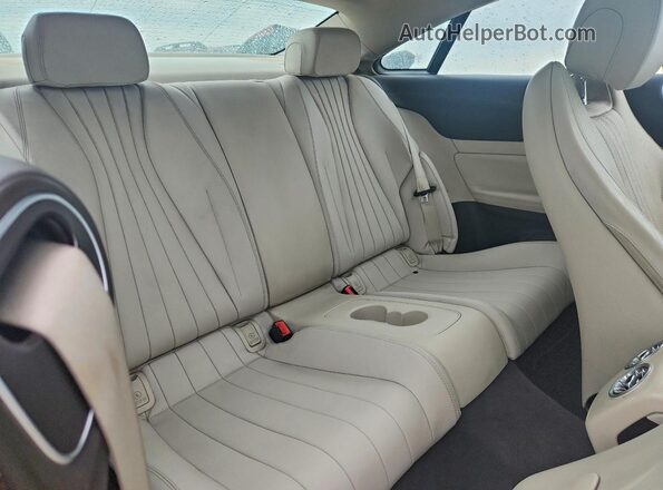 WDD1J6JB7KF106584 2019 MERCEDES-BENZ E Red Widok tylnych siedzeń