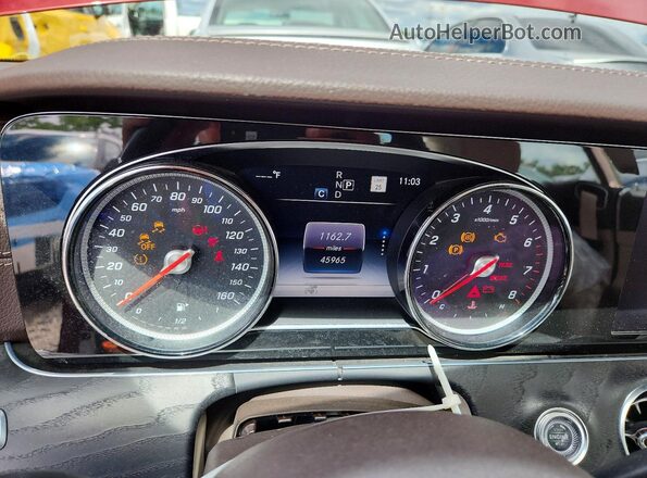 WDD1J6JB7KF106584 2019 MERCEDES-BENZ E Red Widok zestawu wskaźników
