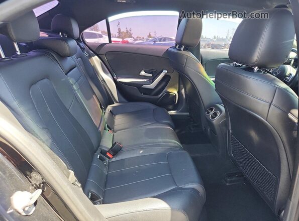WDD3G4EB3KW027371 2019 MERCEDES-BENZ A Black Widok tylnych siedzeń