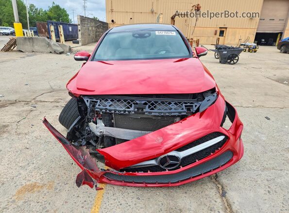 WDD3G4EB6KW030801 2019 MERCEDES-BENZ A Красный Вид спереди