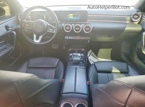 WDD3G4EB8KW000960 2019 MERCEDES-BENZ A Black Вид панелі приладів