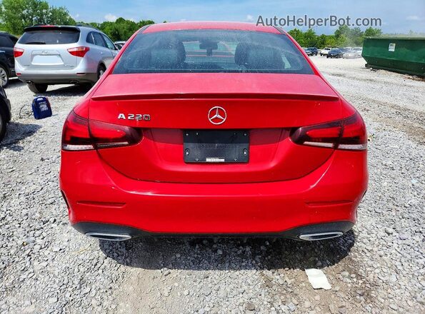 WDD3G4EB9KW019923 2019 MERCEDES-BENZ A Красный Вид сзади