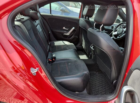 WDD3G4EB9KW019923 2019 MERCEDES-BENZ A Красный Вид задних сидений