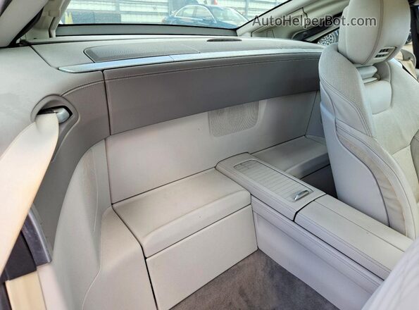 WDDJK6FA3GF039017 2016 MERCEDES-BENZ SL Серебряный Вид задних сидений