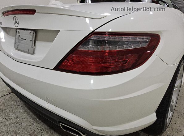 WDDPK3JA3GF117487 2016 MERCEDES-BENZ SLK White 