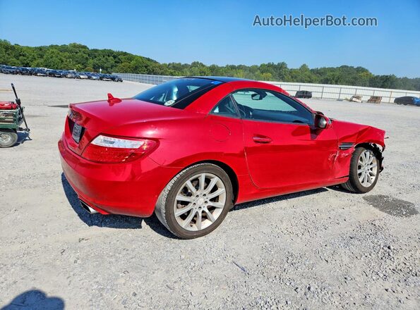 WDDPK3JA7GF115564 2016 MERCEDES-BENZ SLK Red Rear right