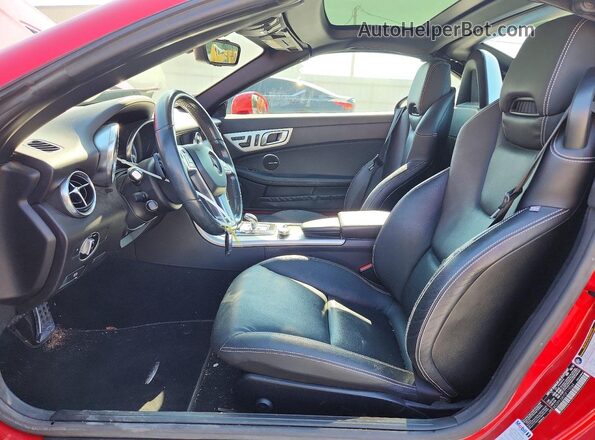 WDDPK3JA7GF115564 2016 MERCEDES-BENZ SLK Red Front interior view