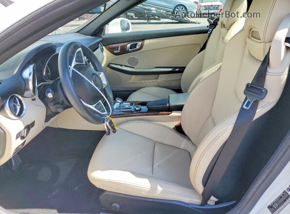 WDDPK3JA7LF166198 2020 MERCEDES-BENZ SLC White Vista interior delantera