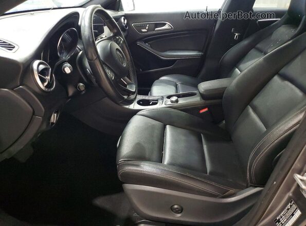 WDDSJ4EB0JN608344 2018 MERCEDES-BENZ CLA-CLASS Silver Вид салону спереду