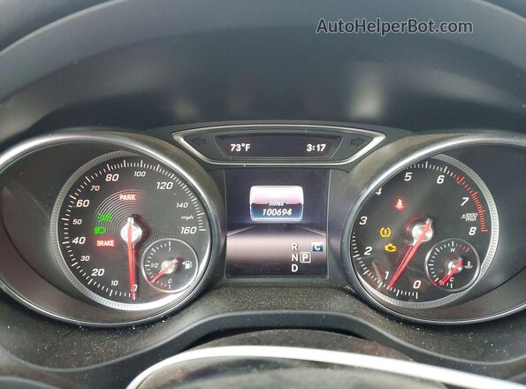 WDDSJ4EB3JN688397 2018 MERCEDES-BENZ CLA-CLASS White Սարքավորումների վահանակի տեսք