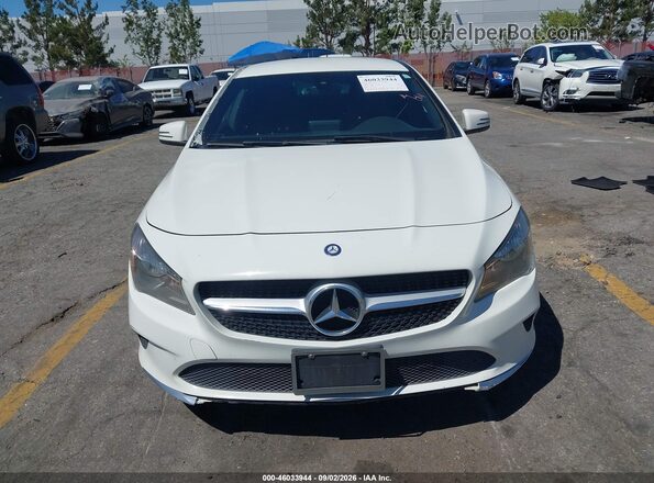 WDDSJ4EB4HN467661 2017 MERCEDES-BENZ CLA 250 Белый Вид задней части салона