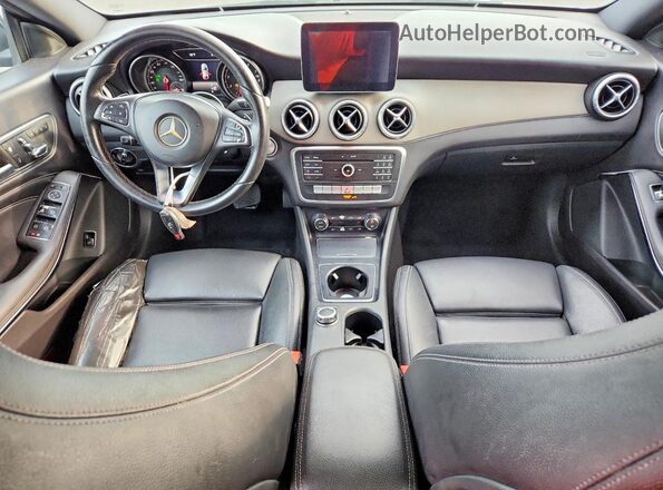 WDDSJ4EB5JN568195 2018 MERCEDES-BENZ CLA-CLASS Черный Вид панели приборов