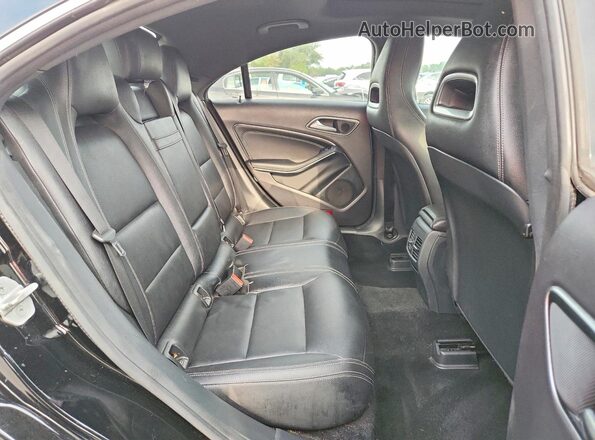 WDDSJ4EB5JN568195 2018 MERCEDES-BENZ CLA-CLASS Черный Вид задних сидений