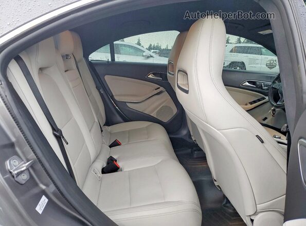 WDDSJ4EB7JN695112 2018 MERCEDES-BENZ CLA-CLASS Серый Вид задних сидений