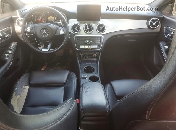 WDDSJ4EB7KN728143 2019 MERCEDES-BENZ CLA-CLASS Black Вид панелі приладів