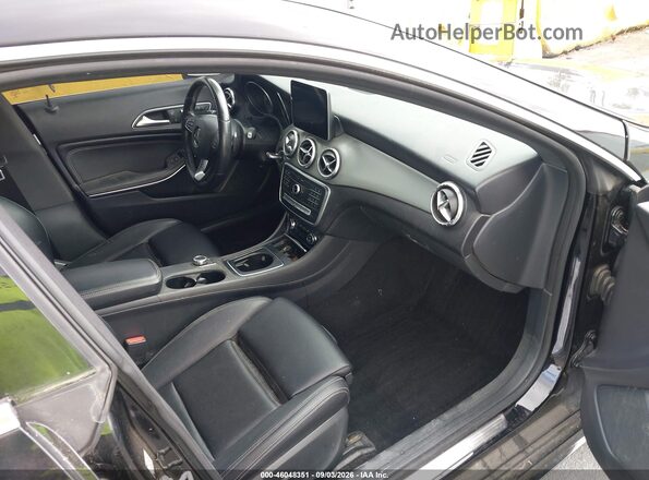 WDDSJ4EB9HN454484 2017 MERCEDES-BENZ CLA 250 Black წინა სალონის ხედი