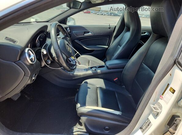 WDDSJ4EBXGN290483 2016 MERCEDES-BENZ CLA-CLASS White Սալոնի դիմացի տեսք