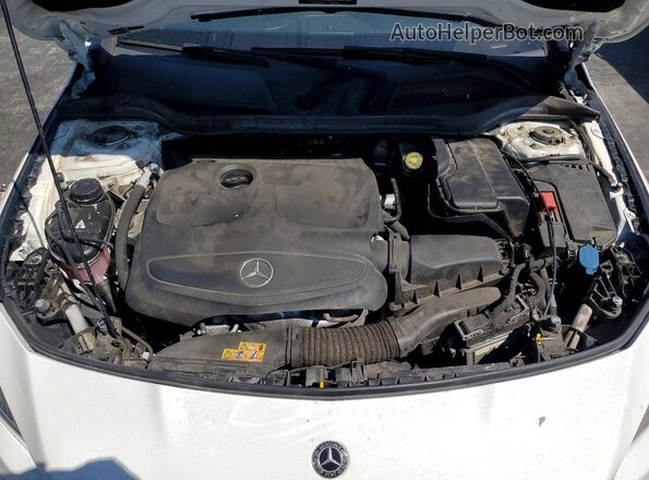 WDDSJ4EBXKN738410 2019 MERCEDES-BENZ CLA-CLASS Белый Вид задней части салона