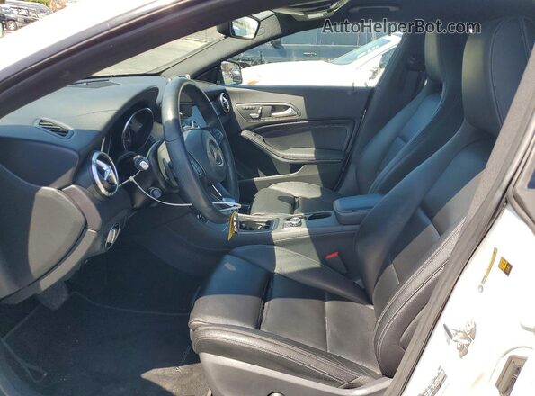 WDDSJ4EBXKN738410 2019 MERCEDES-BENZ CLA-CLASS Белый Вид салона спереди