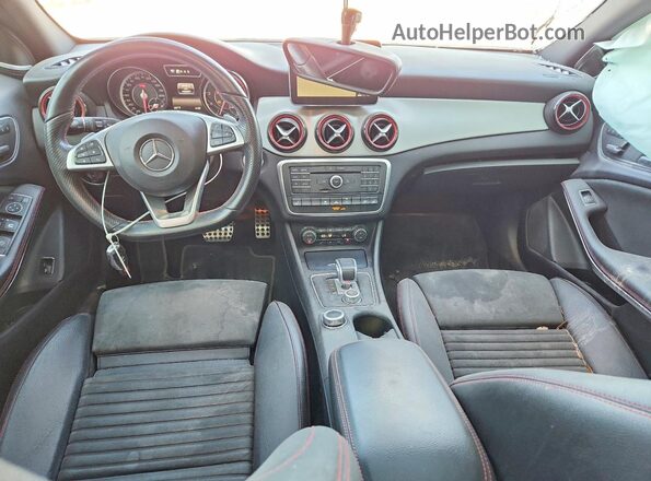 WDDTG5CB1GJ229655 2016 MERCEDES-BENZ GLA Black Dashboard view
