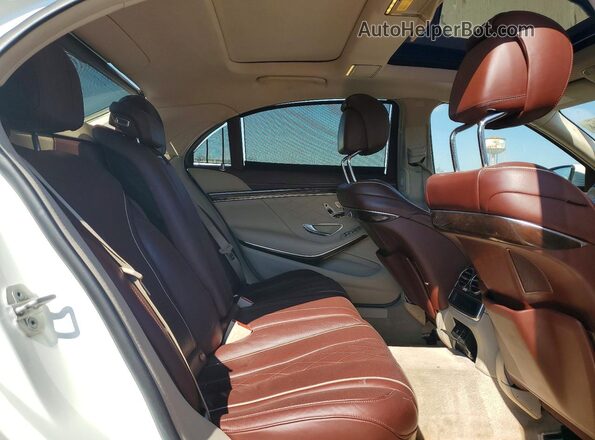 WDDUG8DB7JA369186 2018 MERCEDES-BENZ S White Vista de los asientos traseros