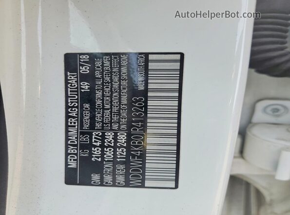 WDDWF4KB0JR413263 2018 MERCEDES-BENZ C White Вид підкапотного простору