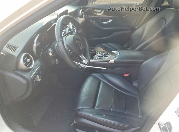 WDDWF4KB0JR413263 2018 MERCEDES-BENZ C White Вид салону спереду