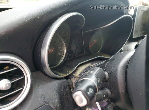 WDDWF4KB1GR151438 2016 MERCEDES-BENZ C Silver Vista del cuadro de instrumentos