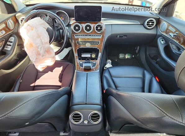 WDDWF4KB6GR143240 2016 MERCEDES-BENZ C Gray Вид панелі приладів