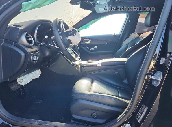 WDDWF8DB0LR558472 2020 MERCEDES-BENZ C Black Вид салону спереду