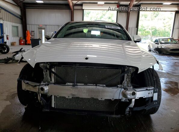 WDDWF8EB3LR537940 2020 MERCEDES-BENZ C White Widok z przodu