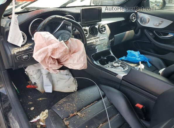 WDDWJ4JB4HF367237 2017 MERCEDES-BENZ C Black Vista del salpicadero