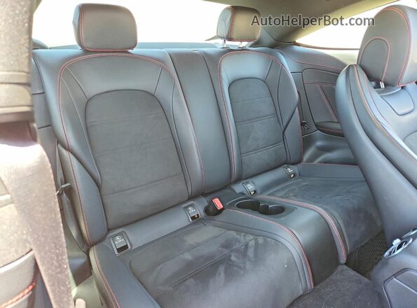 WDDWJ6EB0KF844890 2019 MERCEDES-BENZ C Черный Вид задних сидений