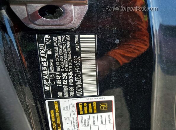 WDDWJ6EB7LF976532 2020 MERCEDES-BENZ C Black Vista del compartimento del motor