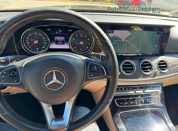 WDDZF4JB0HA156354 2017 MERCEDES-BENZ E Black Vista interior delantera