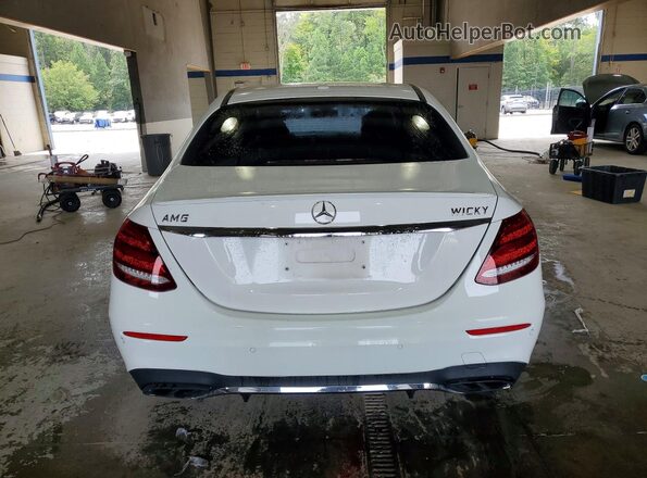 WDDZF4JB0JA332342 2018 MERCEDES-BENZ E White Widok z tyłu