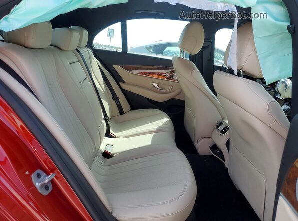 WDDZF4JB1JA487515 2018 MERCEDES-BENZ E Red Вид задніх сидінь