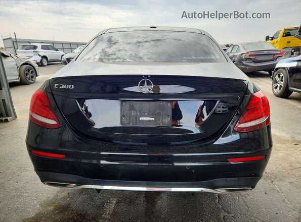 WDDZF4JB3HA109321 2017 MERCEDES-BENZ E Black Widok z tyłu
