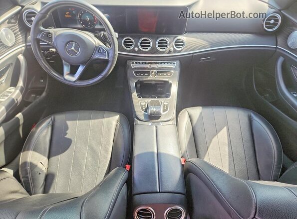 WDDZF4JB4JA348463 2018 MERCEDES-BENZ E Silver Dashboard view