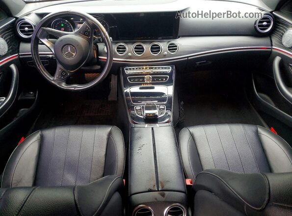 WDDZF4JB6HA038230 2017 MERCEDES-BENZ E Silver Widok deski rozdzielczej