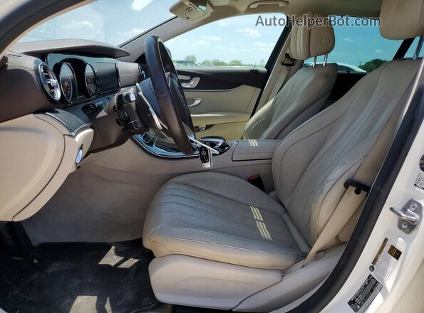 WDDZF4JB8HA169398 2017 MERCEDES-BENZ E Белый Вид салона спереди