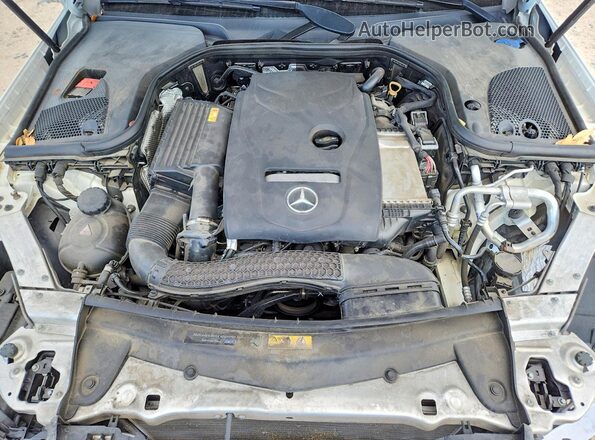 WDDZF4JB8JA313554 2018 MERCEDES-BENZ E Белый Вид задней части салона