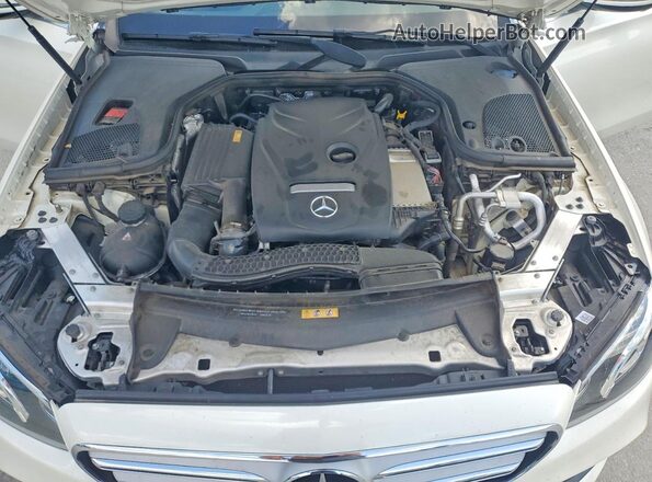 WDDZF4JB9HA045429 2017 MERCEDES-BENZ E White Widok wnętrza z tyłu