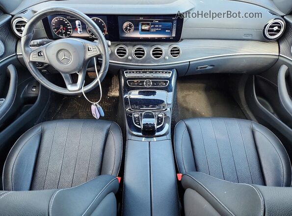 WDDZF4KB1HA218889 2017 MERCEDES-BENZ E Серый Вид панели приборов