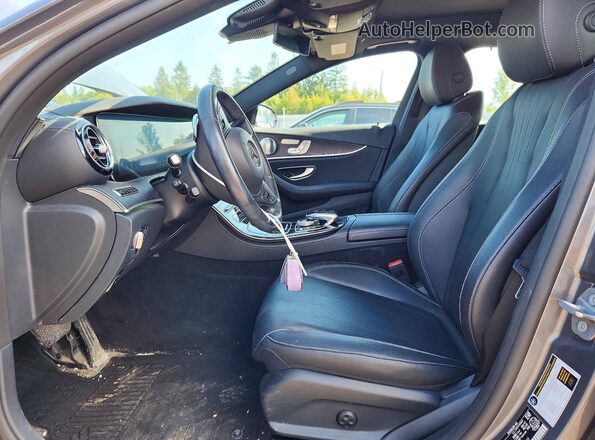 WDDZF4KB1HA218889 2017 MERCEDES-BENZ E Серый Вид салона спереди