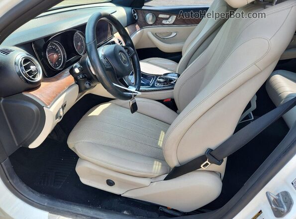 WDDZF4KB2HA030205 2017 MERCEDES-BENZ E White Widok wnętrza z przodu