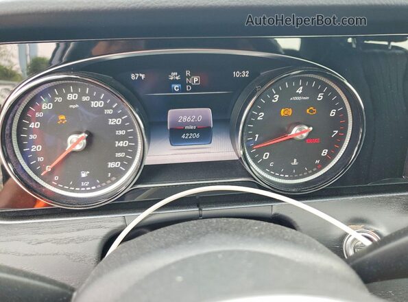 WDDZF4KB2KA591852 2019 MERCEDES-BENZ E Gray Widok zestawu wskaźników
