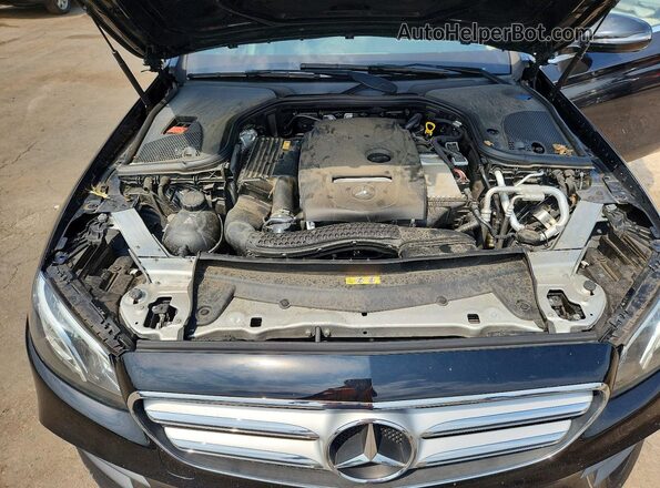 WDDZF4KB3HA050799 2017 MERCEDES-BENZ E Black Vista interior trasera