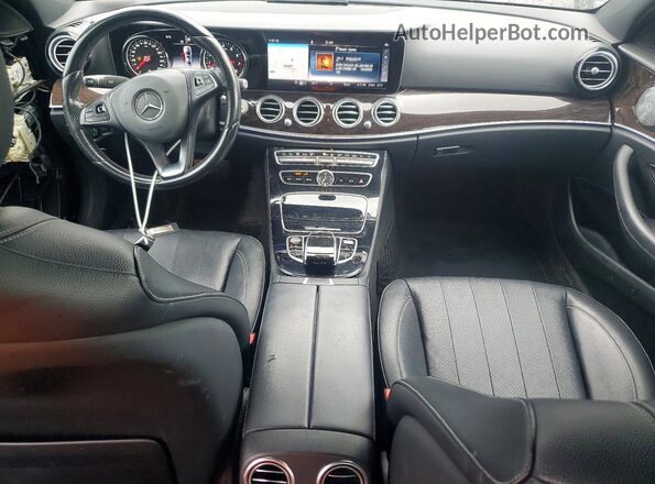 WDDZF4KB7HA063412 2017 MERCEDES-BENZ E Black Widok deski rozdzielczej