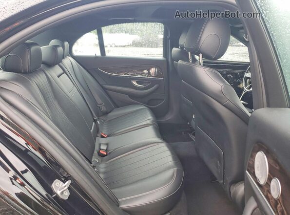 WDDZF4KB7HA063412 2017 MERCEDES-BENZ E Black Widok tylnych siedzeń